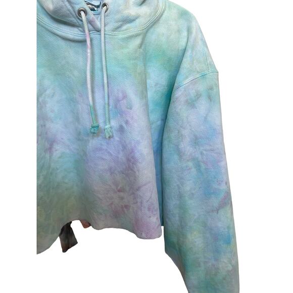 GBY Ice Dye Champion Reverse Weave Cropped Hoodie - Picture 3 of 7